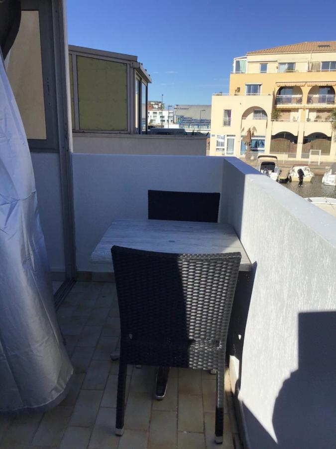 Studio Climatise Classe 2 Dans Marina Proche Mer Et Etang - Lit Wifi Fibre Et Parking Prive Σετ Εξωτερικό φωτογραφία